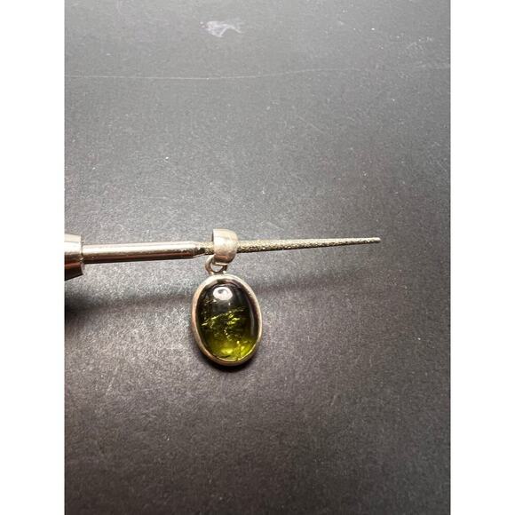 NEW Green with pink tourmaline sterling silver pendant 2.34 grams - Picture 8 of 12